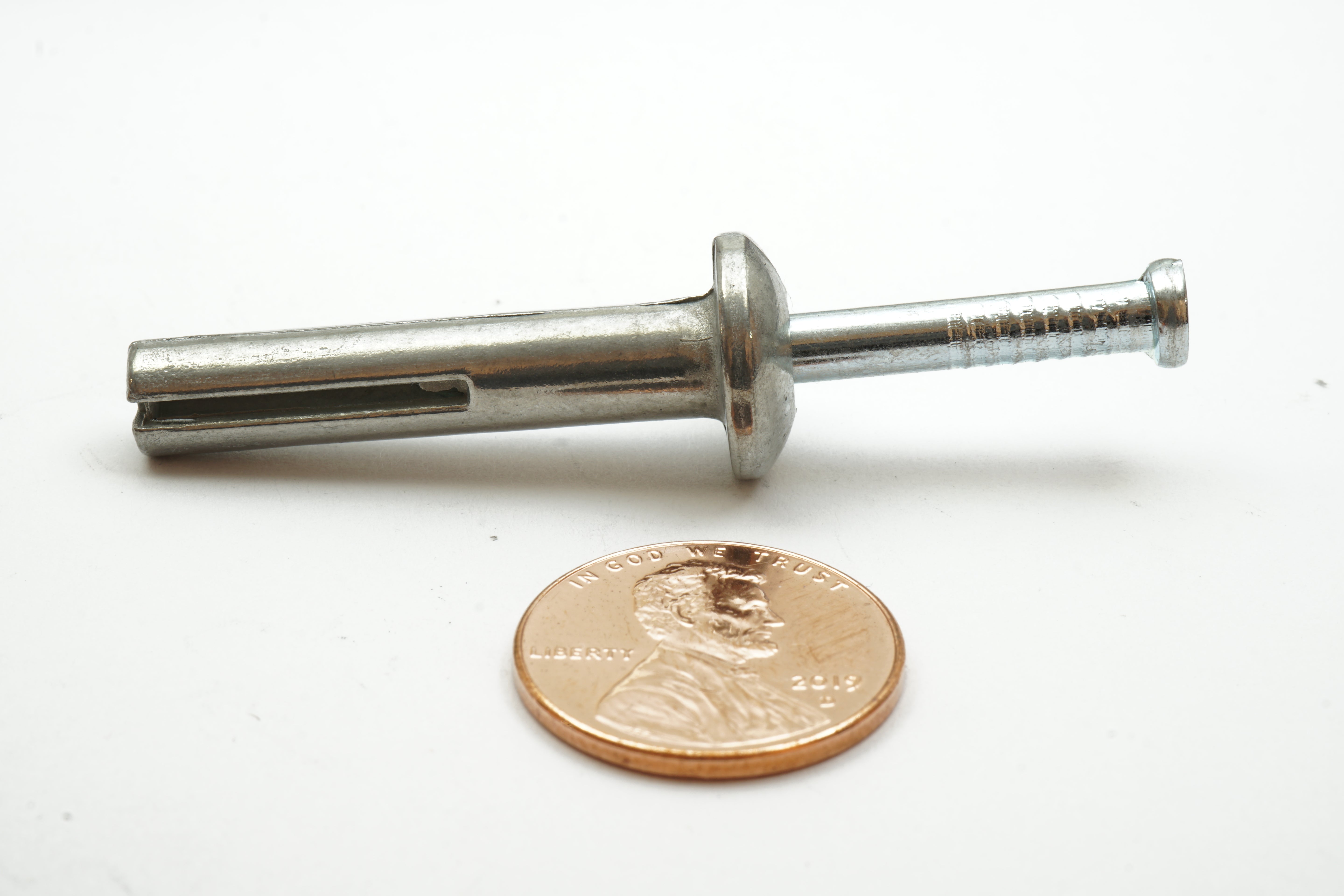 Bulk Hammer Drive Anchors – Mushroom Head – Zinc Alloy with Zinc-Plated Nails – Monster Bolts